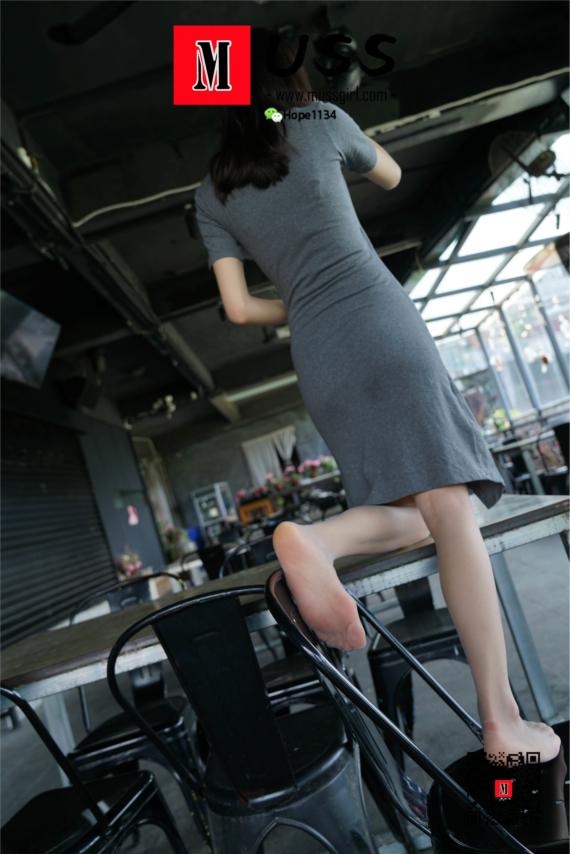 MussGirl慕丝女郎  NO.087 她若惊鸿一瞥，汝已心猿意马